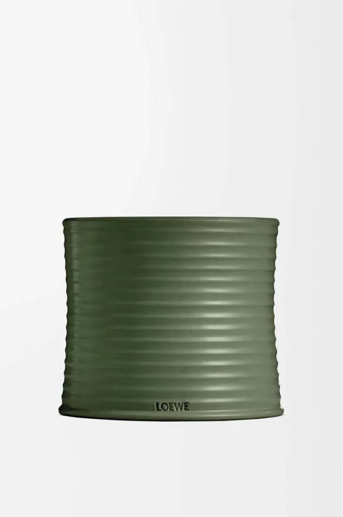 Medium Scent of Marihuana candle Dark Green Medium Scent of Marihuana candle Dark Green