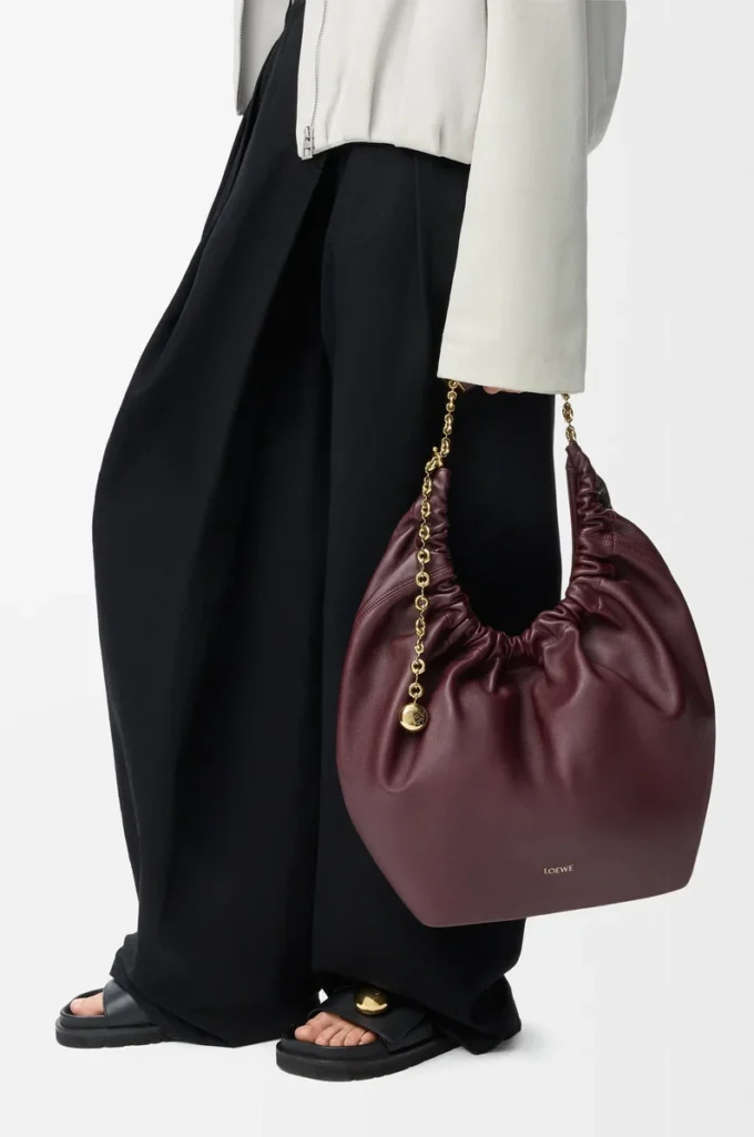 Medium Squeeze bag in mellow nappa lambskin Dark Burgundy Medium Squeeze bag in mellow nappa lambskin Dark Burgundy