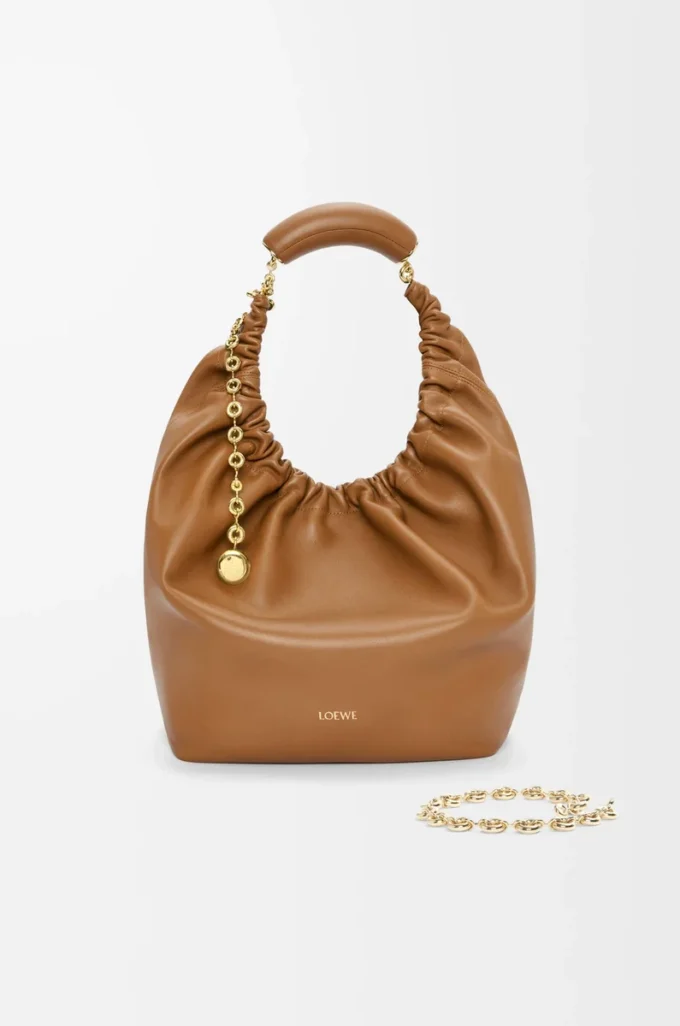 Medium Squeeze bag in mellow nappa lambskin Oak Medium Squeeze bag in mellow nappa lambskin Oak