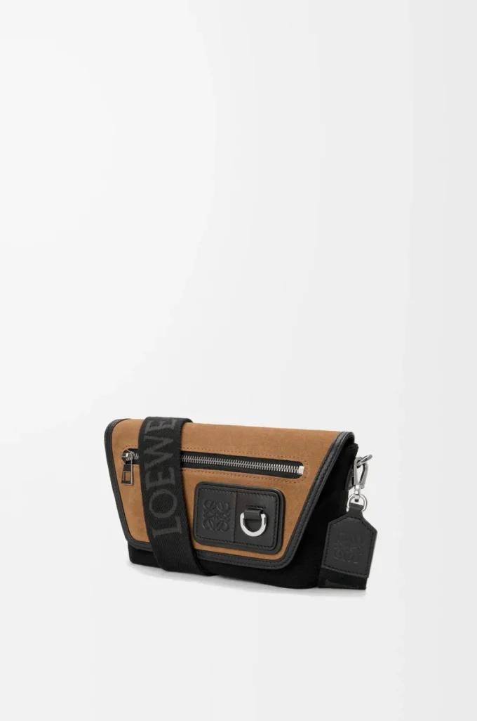 Mini Flex messenger in canvas and suede Black/Dark Gold Mini Flex messenger in canvas and suede Black/Dark Gold