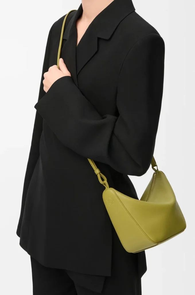 Mini Hammock hobo in classic calfskin Light Moss Mini Hammock hobo in classic calfskin Light Moss
