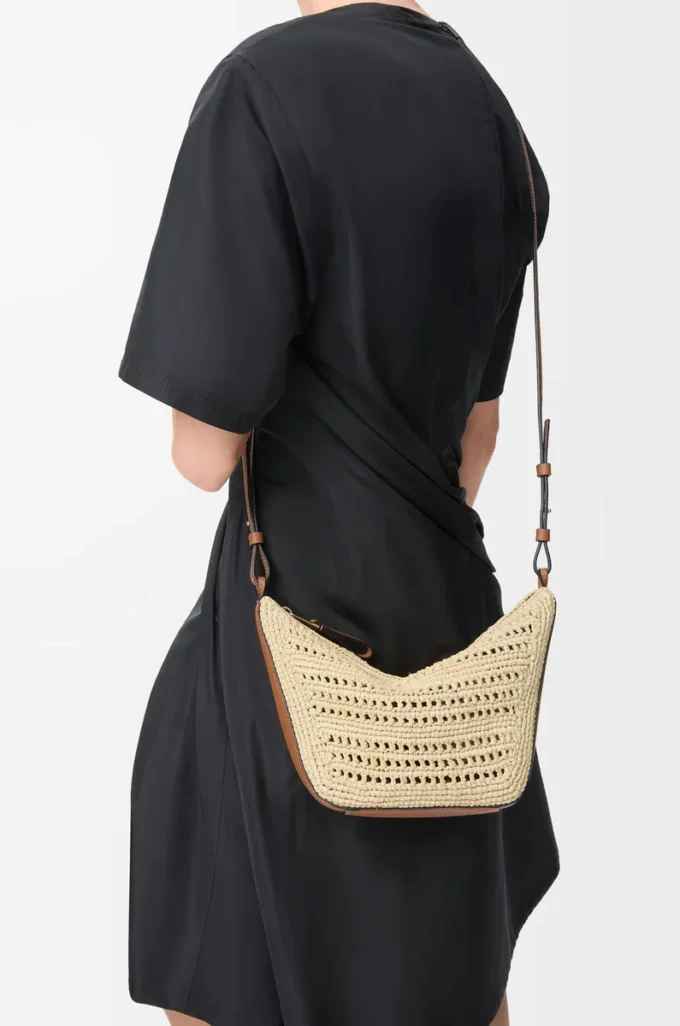 Mini Hammock Hobo in raffia and calfskin Tan/Natural Mini Hammock Hobo in raffia and calfskin Tan/Natural