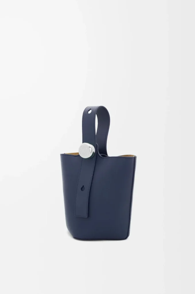 Mini Pebble bucket in smooth calfskin Abyss Blue