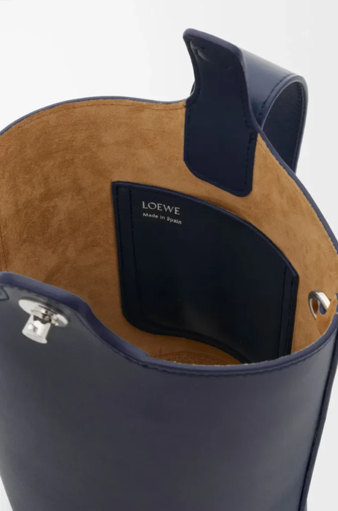 Mini Pebble bucket in smooth calfskin Abyss Blue