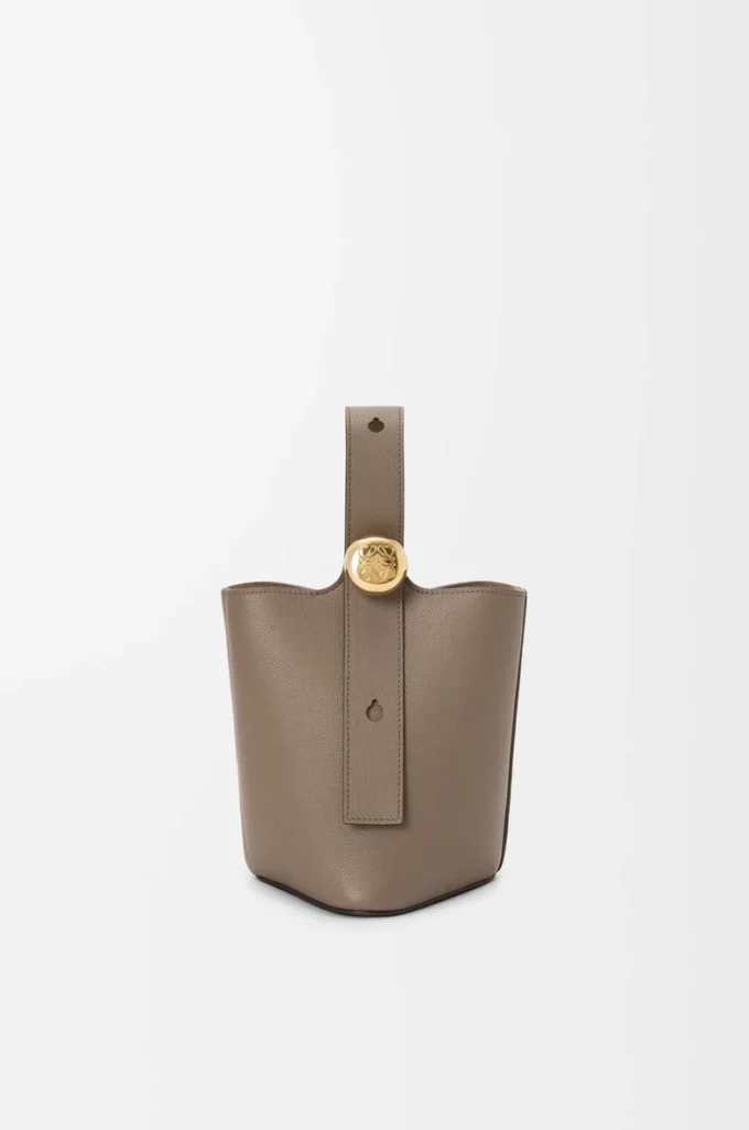 Mini Pebble bucket in soft grained calfskin Taupe Mini Pebble bucket in soft grained calfskin Taupe