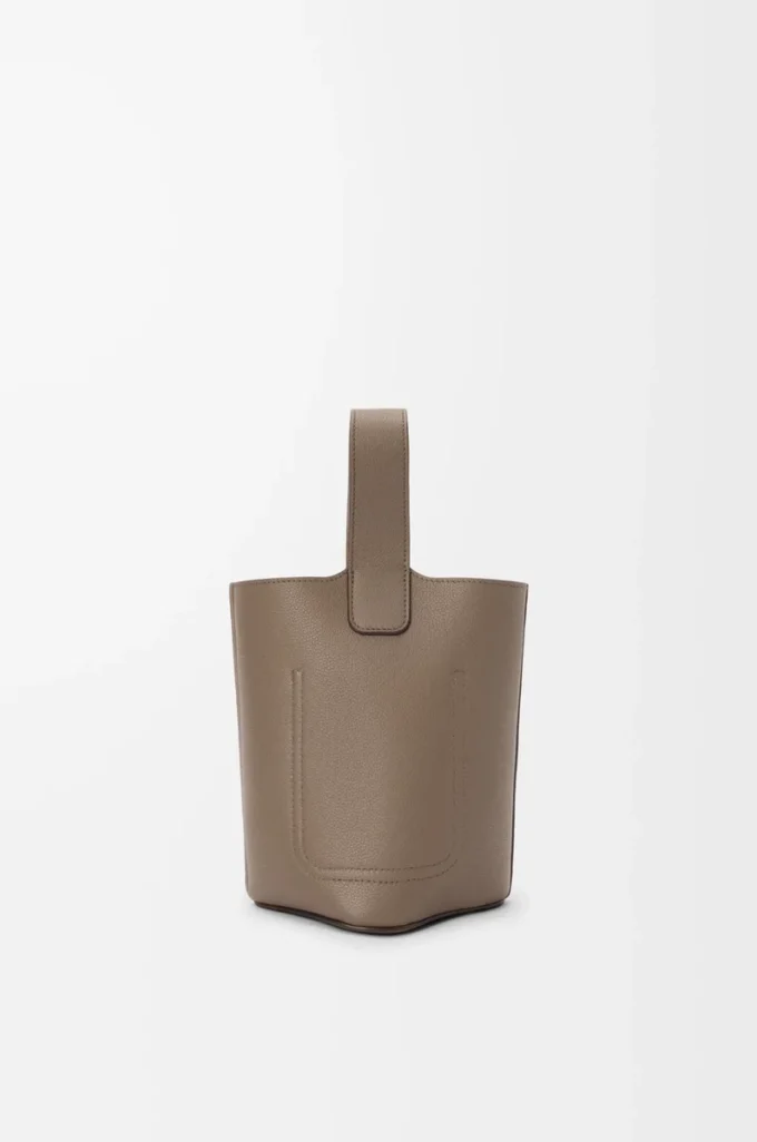 Mini Pebble bucket in soft grained calfskin Taupe Mini Pebble bucket in soft grained calfskin Taupe