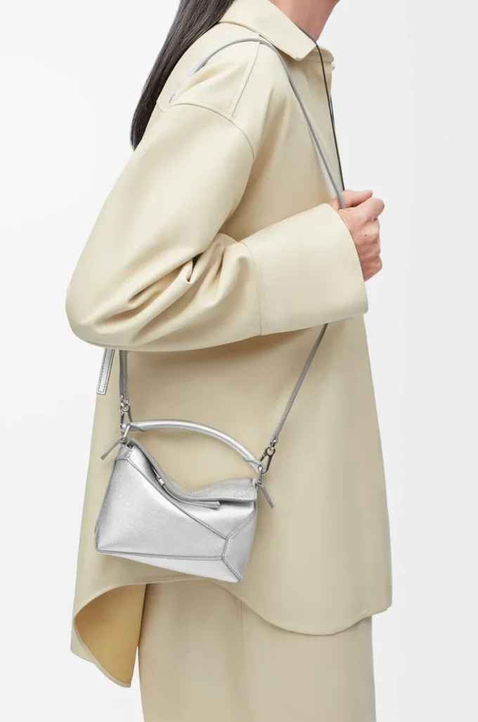 Mini Puzzle Edge bag in laminated lambskin Silver