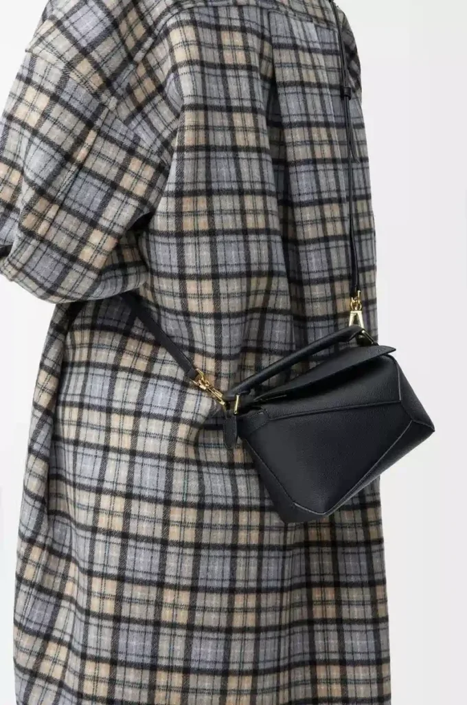 Mini Puzzle Edge bag in soft grained calfskin Black Mini Puzzle Edge bag in soft grained calfskin Black