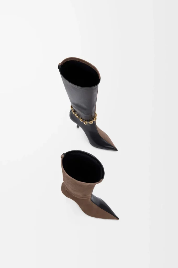 New Comic boot in stretch lambskin and suede Black/Cigar New Comic boot in stretch lambskin and suede Black/Cigar