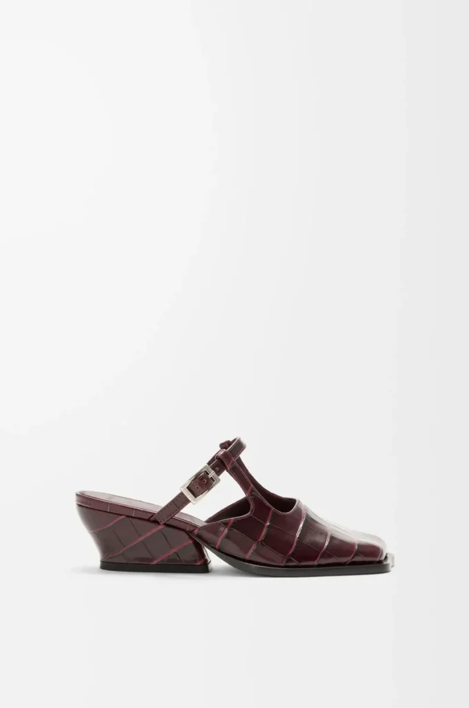 Onda mule in embossed calfskin Burgundy Onda mule in embossed calfskin Burgundy