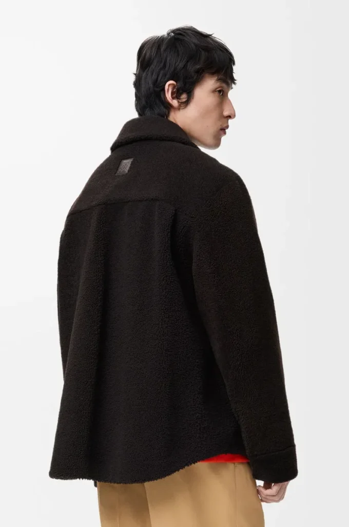 Overshirt in shearling Dark Brown/Dark Brown Overshirt in shearling Dark Brown/Dark Brown