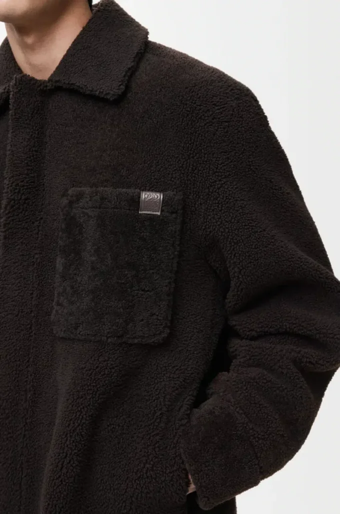 Overshirt in shearling Dark Brown/Dark Brown Overshirt in shearling Dark Brown/Dark Brown