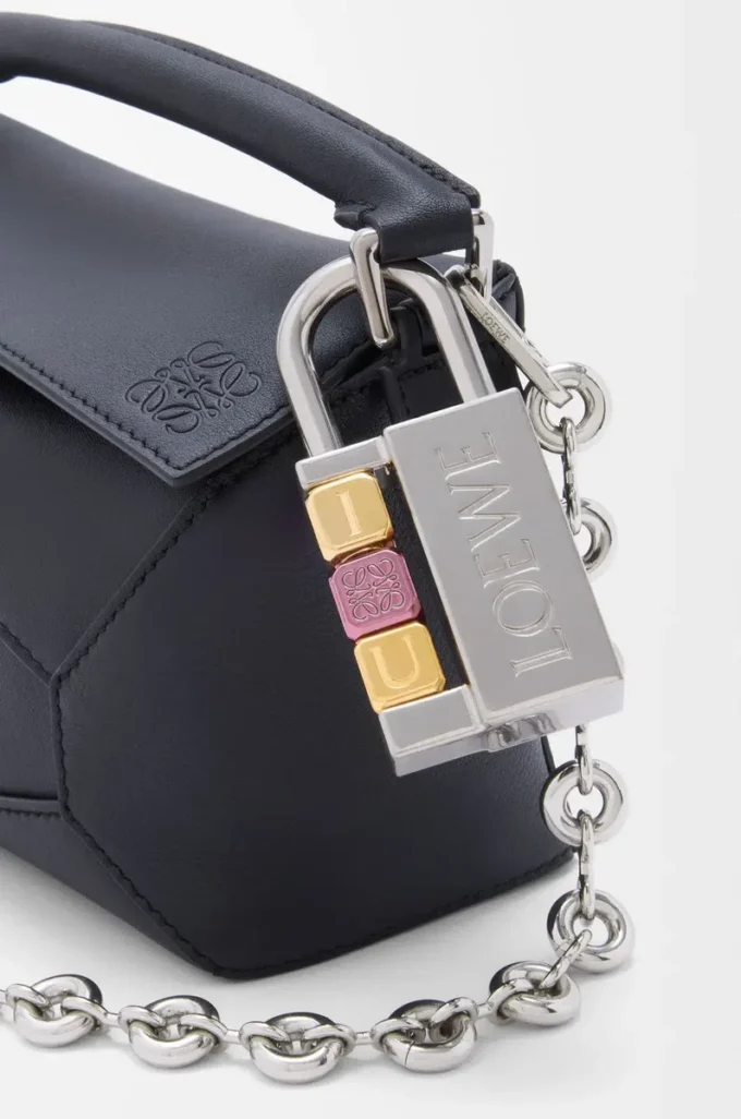 Padlock charm in brass Palladium Padlock charm in brass Palladium