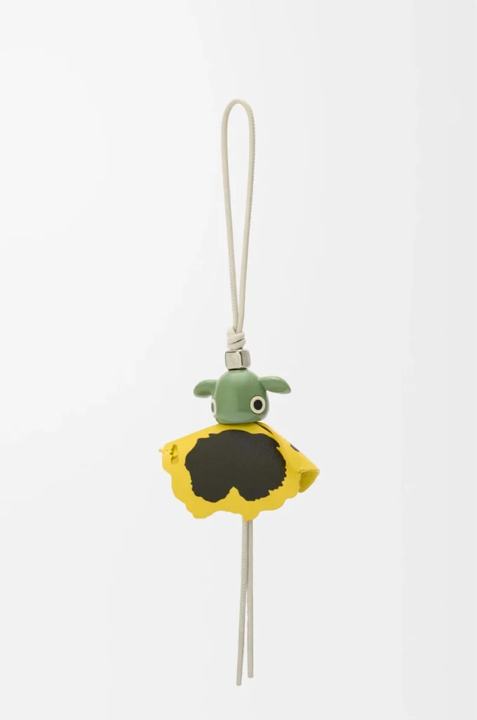Pansy Puzz charm White/Yellow Pansy Puzz charm White/Yellow
