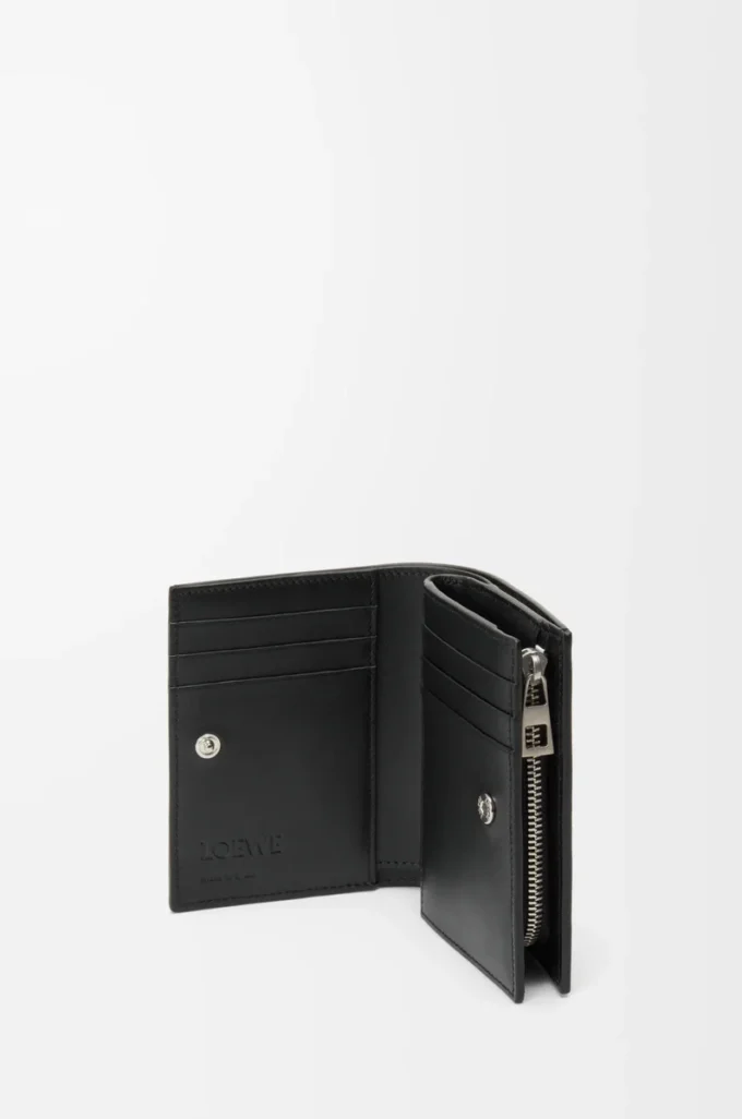 Panta compact wallet in shiny calfskin Black Panta compact wallet in shiny calfskin Black