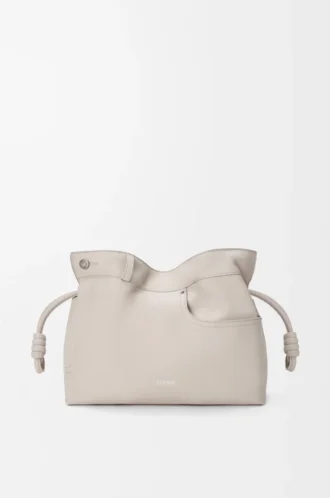 Panta medium Flamenco clutch in shiny calfskin Light Ghost