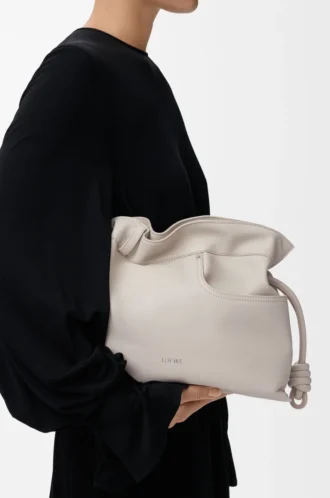 Panta medium Flamenco clutch in shiny calfskin Light Ghost