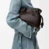Panta medium Flamenco clutch in shiny calfskin Vintage Brown Panta medium Flamenco clutch in shiny calfskin Vintage Brown