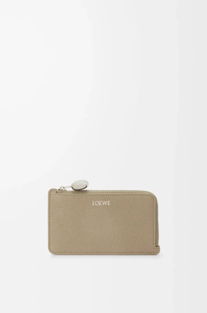 Pebble coin cardholder in pebble grained calfskin Clay Pebble coin cardholder in pebble grained calfskin Clay