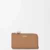 Pebble coin cardholder in pebble grained calfskin Mocha Pebble coin cardholder in pebble grained calfskin Mocha