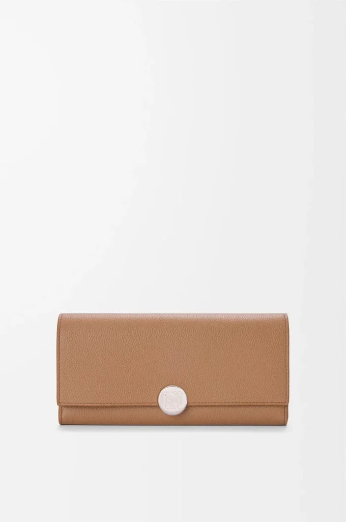 Pebble continental wallet in mini grain calfskin Mocha Pebble continental wallet in mini grain calfskin Mocha
