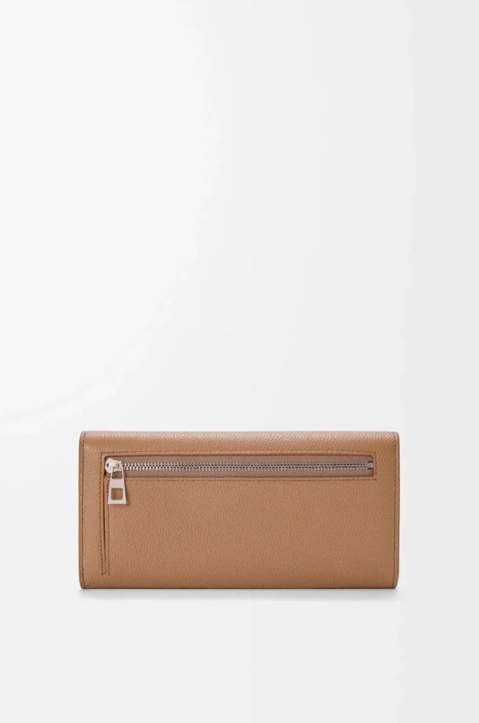 Pebble continental wallet in mini grain calfskin Mocha Pebble continental wallet in mini grain calfskin Mocha