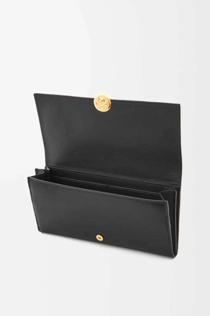 Pebble continental wallet in shiny nappa calfskin Black