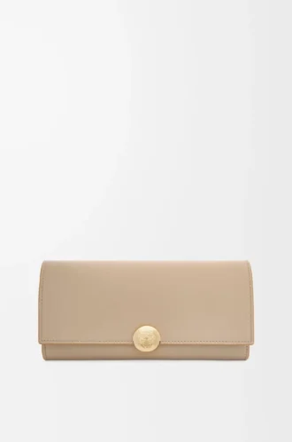 Pebble continental wallet in shiny nappa calfskin Sand