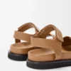 Pebble fussbett sandal in soft calfskin Oak Pebble fussbett sandal in soft calfskin Oak