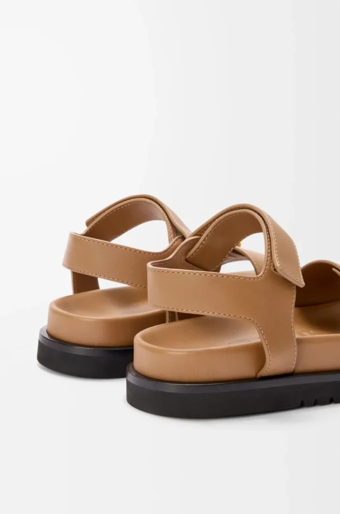 Pebble fussbett sandal in soft calfskin Oak Pebble fussbett sandal in soft calfskin Oak