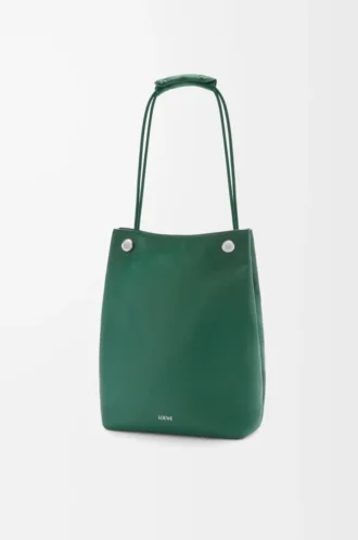 Pebble hobo in supple grained calfskin Evergreen