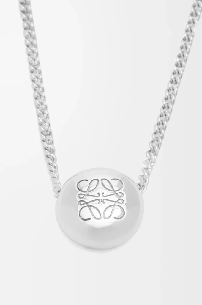 Pebble necklace in sterling silver Silver