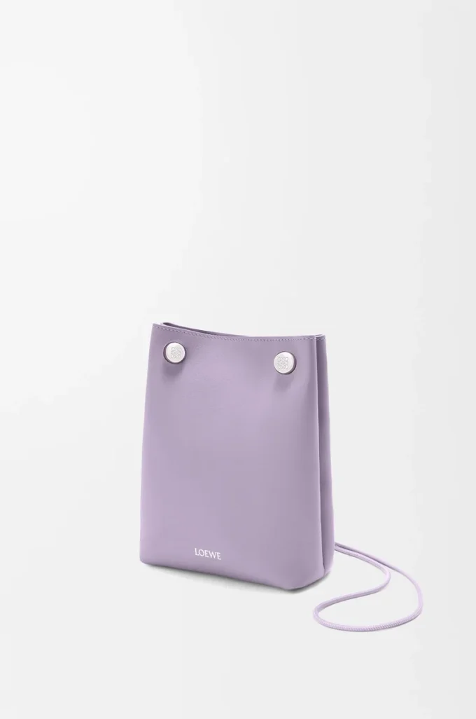 Pebble pouch in smooth calfskin Dirty Mauve Pebble pouch in smooth calfskin Dirty Mauve