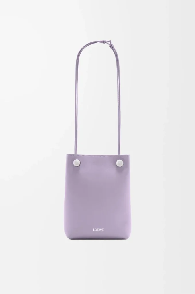 Pebble pouch in smooth calfskin Dirty Mauve Pebble pouch in smooth calfskin Dirty Mauve