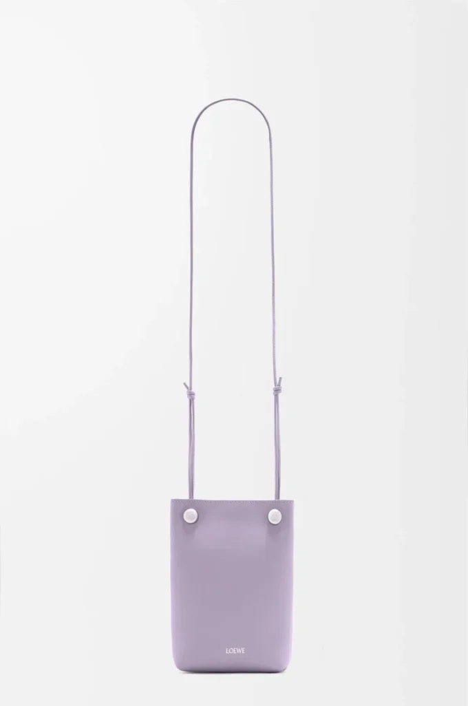 Pebble pouch in smooth calfskin Dirty Mauve Pebble pouch in smooth calfskin Dirty Mauve