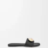 Pebble slide in soft calfskin Black