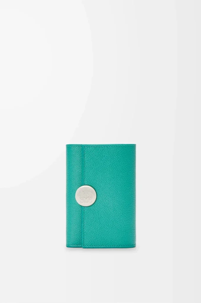 Pebble small vertical wallet in pebble grained calfskin Aquamarine Pebble small vertical wallet in pebble grained calfskin Aquamarine