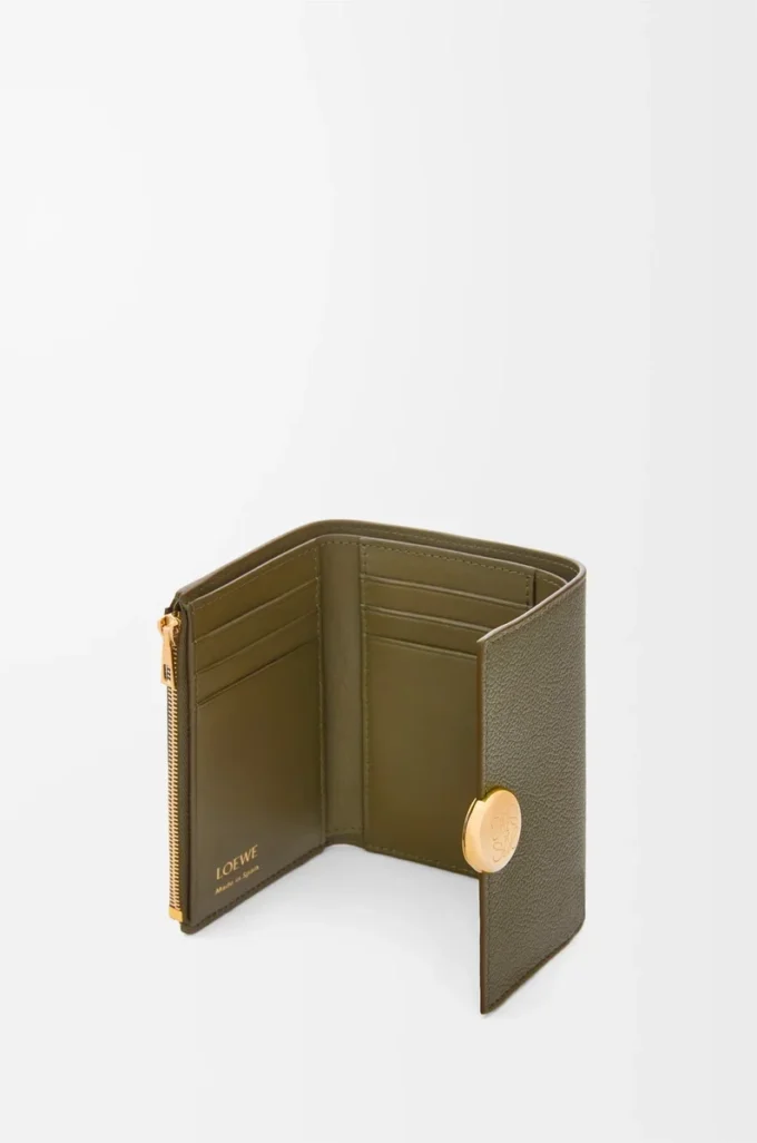 Pebble small vertical wallet in pebble grained calfskin Dark Khaki Pebble small vertical wallet in pebble grained calfskin Dark Khaki