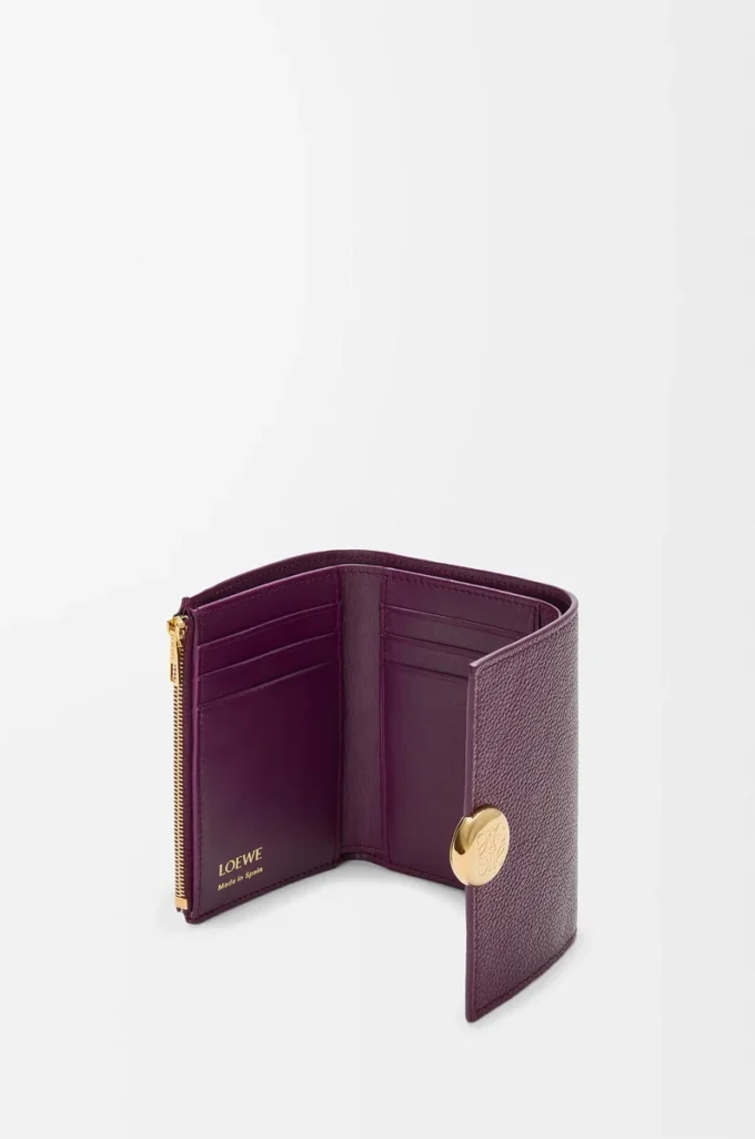 Pebble small vertical wallet in pebble grained calfskin Plum Pebble small vertical wallet in pebble grained calfskin Plum