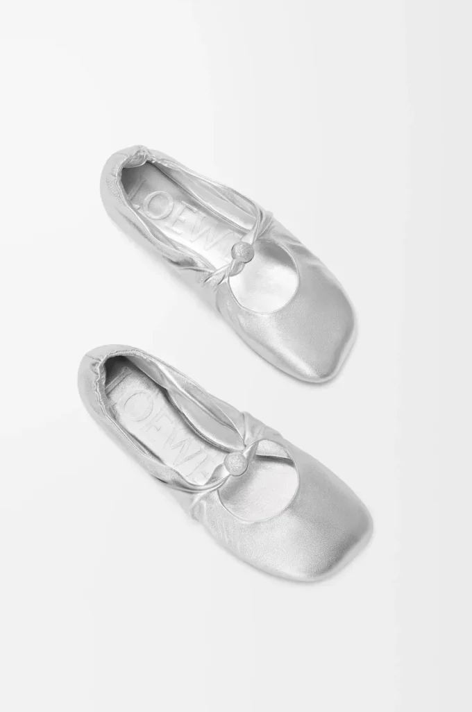 Pebble Soft ballerina in laminated nappa lambskin Silver