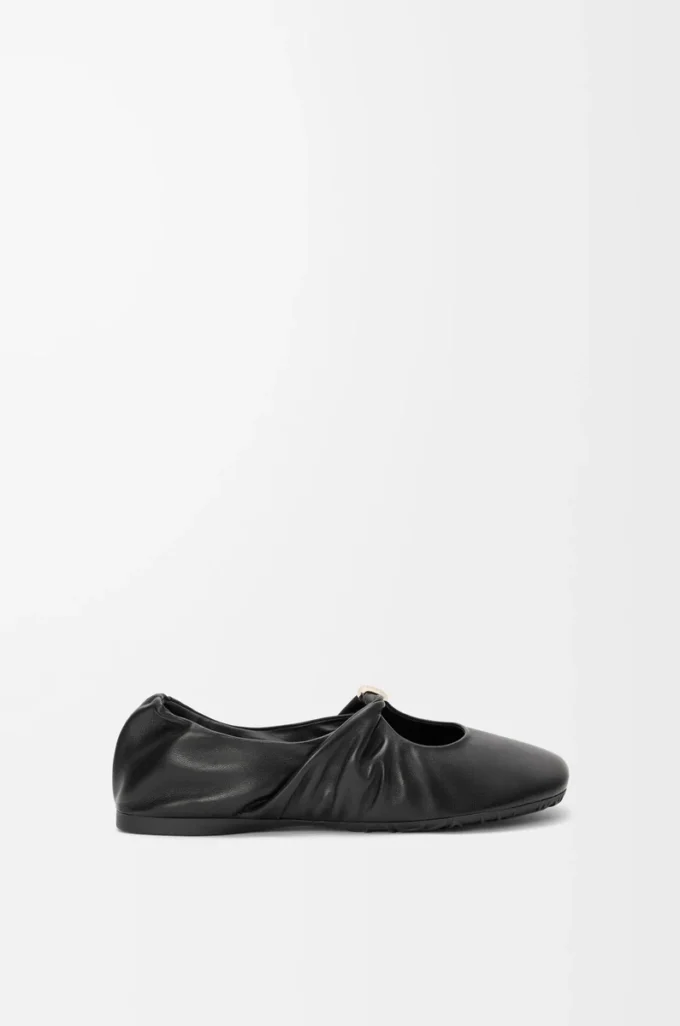 Pebble Soft ballerina in nappa lambskin Black Pebble Soft ballerina in nappa lambskin Black