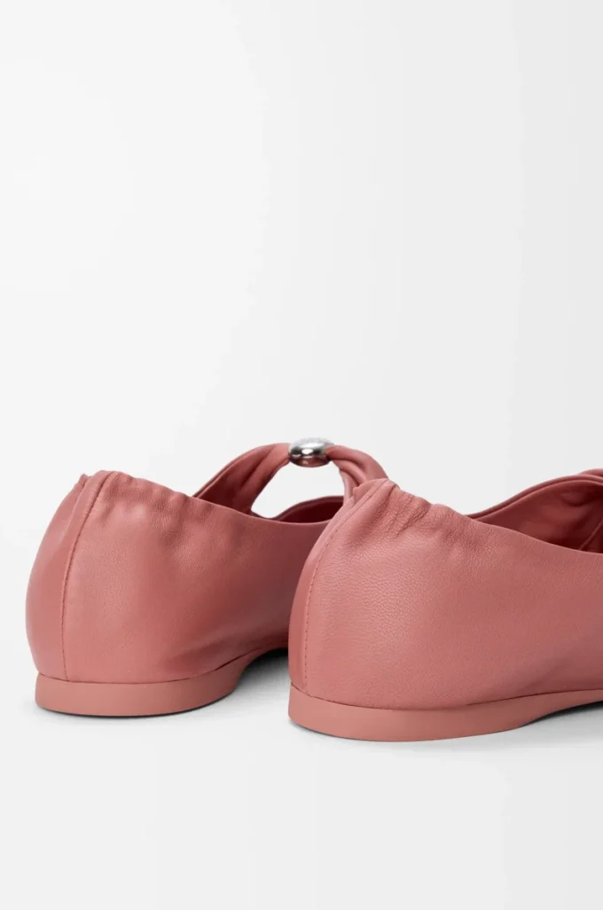 Pebble Soft ballerina in nappa lambskin Blush Pebble Soft ballerina in nappa lambskin Blush