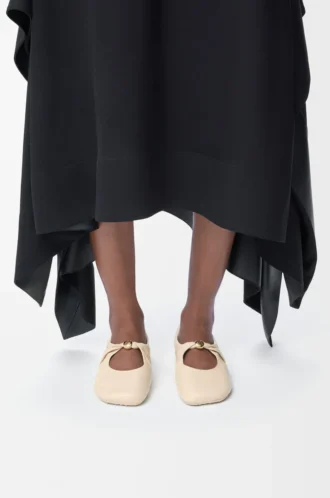 Pebble Soft ballerina in nappa lambskin Dough