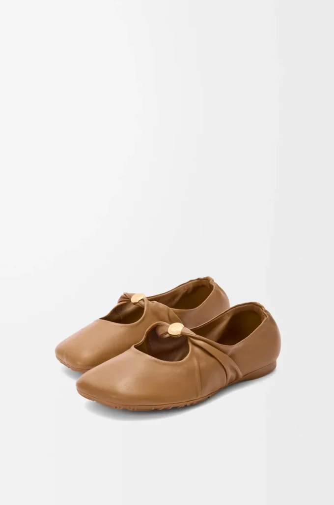 Pebble Soft ballerina in nappa lambskin Oak Pebble Soft ballerina in nappa lambskin Oak