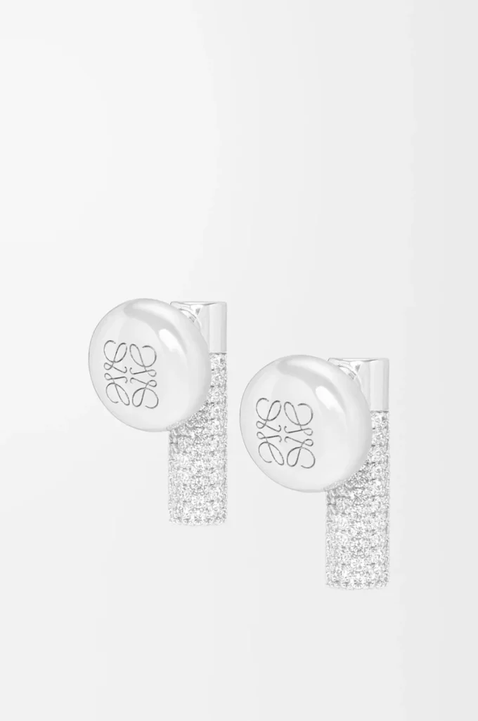 Pebble stud earrings in sterling silver and crystals Silver/White