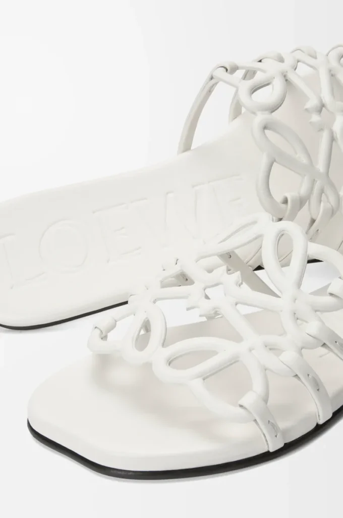 Petal Anagram slide in soft calfskin Anthurium White Petal Anagram slide in soft calfskin Anthurium White