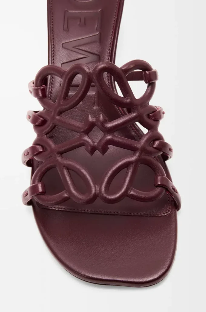 Petal Anagram slide in soft calfskin Dark Burgundy