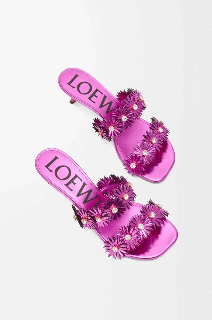 Petal Flower sandal in calfskin and crystals Fuchsia Petal Flower sandal in calfskin and crystals Fuchsia