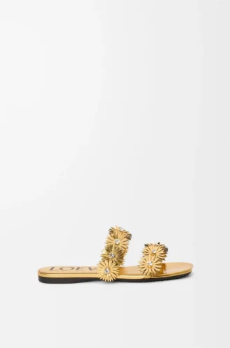 Petal Flower sandal in calfskin and crystals Gold