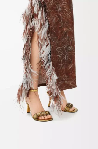 Petal Flower sandal in calfskin and crystals Gold